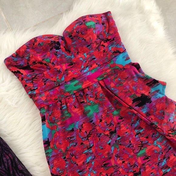 BUNDLE of 2 Strapless Dresses, size XXS/XS - Picture 4 of 8